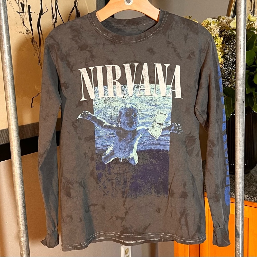 Nirvana Long Sleeve Graphic Tee - Small